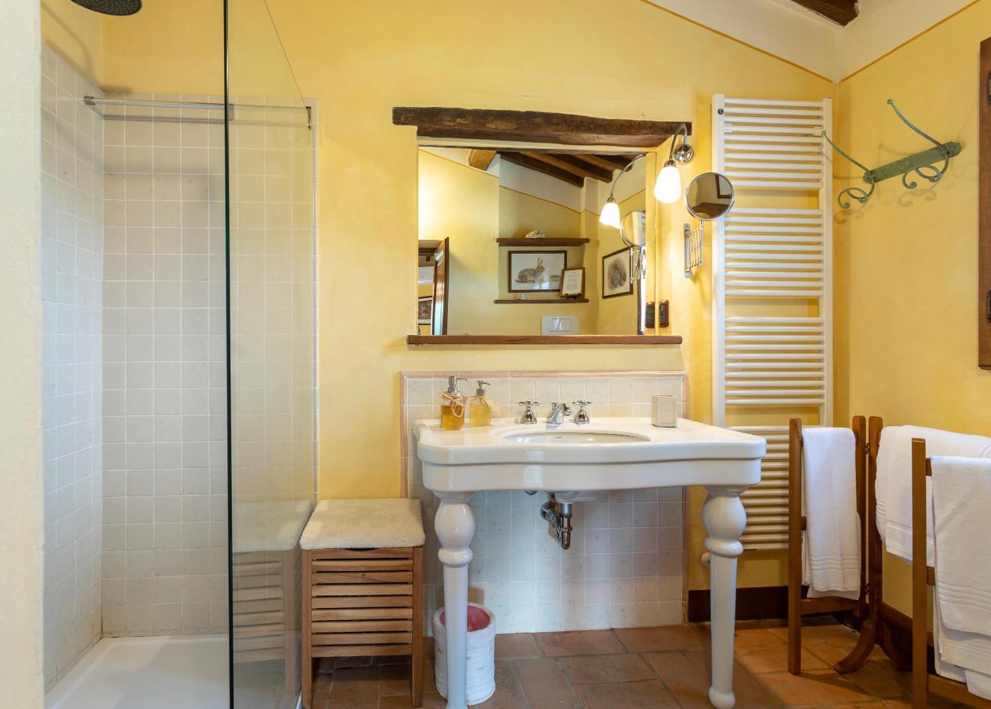 Fontanaro Farm And Culinary School Villa Paciano Exterior photo